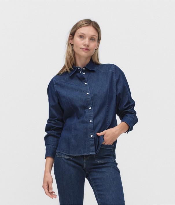 Tummansininen denimpaita naisille.