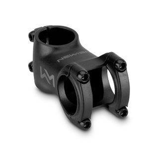 Newmen Stem Evolution 318.4 ohjainkannatin Newmen Stem Evolution 318.4 ohjainkannatin