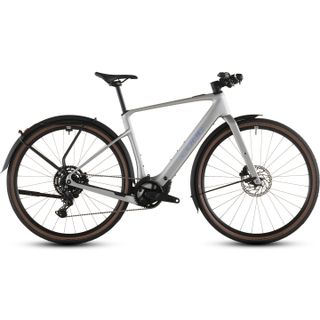 CUBE Nulane Hybrid C:62 Race 400X FE sähköpyörä CUBE Nulane Hybrid C:62 Race 400X FE sähköpyörä sleekgrey´n´prism