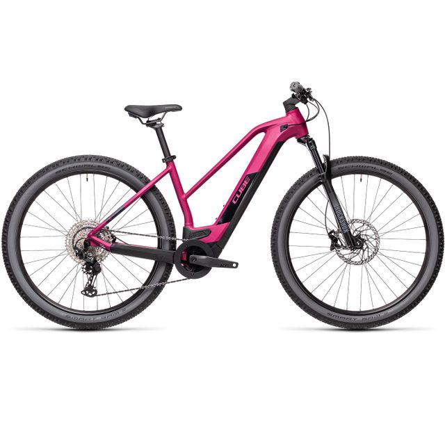 CUBE Reaction Hybrid Race 625 2021 sähkömaastopyörä