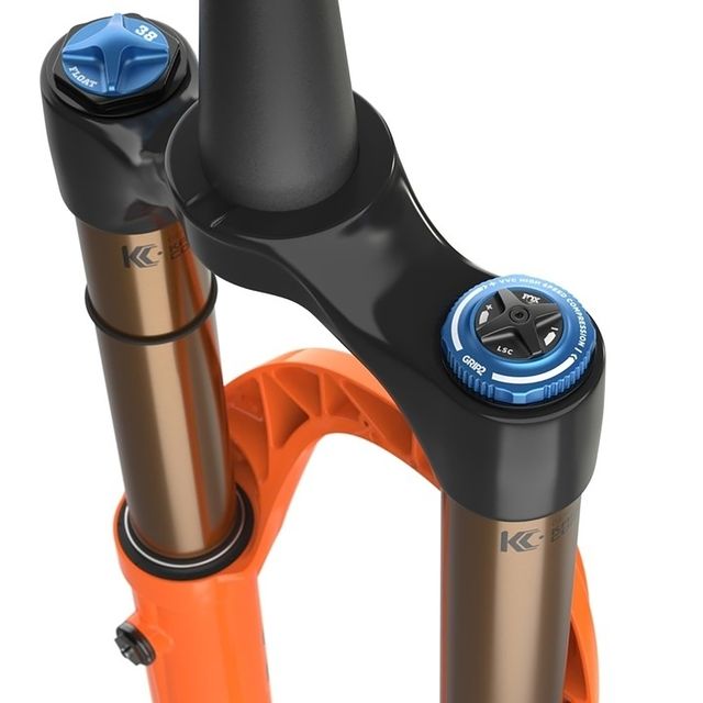 FOX 2022 38 K 29 F-S 170mm GRIP2 44mm offset joustokeula