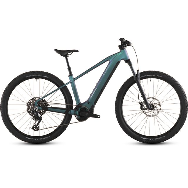 CUBE Reaction Hybrid Race 800 sähköpyörä