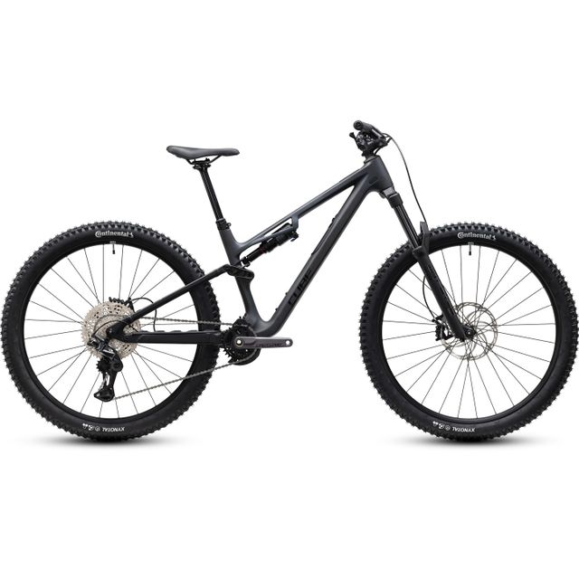 CUBE Stereo HPC Race 2027 maastopyörä carbon´n´black-värissä