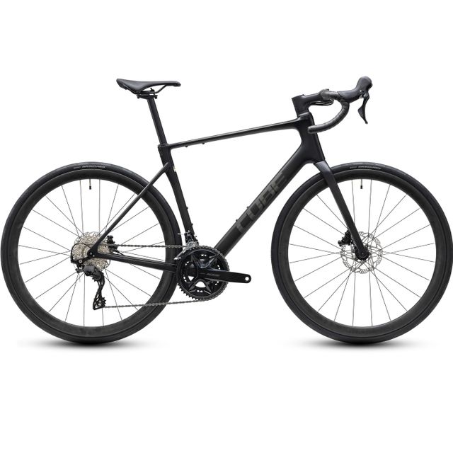 CUBE Attain C:62 Race 2027 maantiepyörä