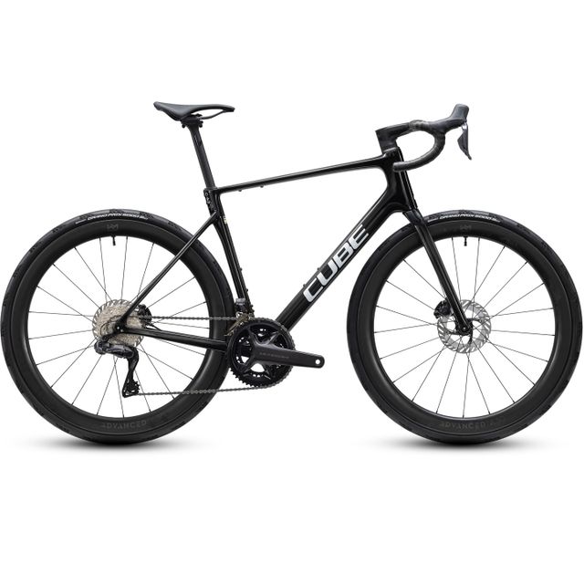 CUBE Attain C:62 SLT 2027 maantiepyörä
