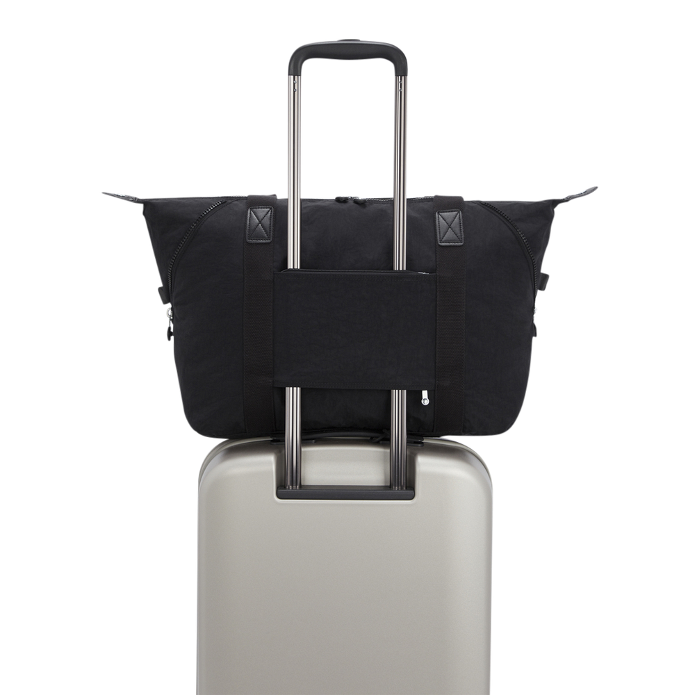 Art M Tote