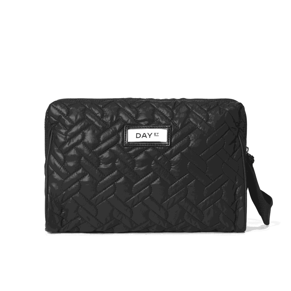 Day Gweneth RE-Q Link Beauty B