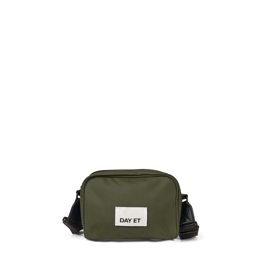 Day Gweneth RE-S CB Boxy