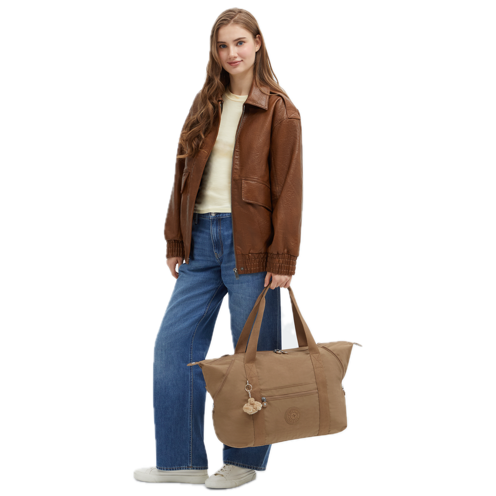 Art M Tote