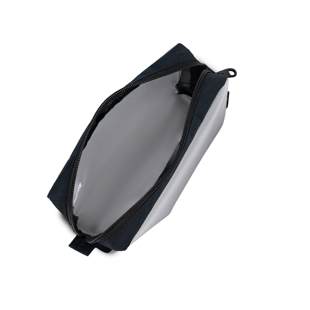 Toilet case